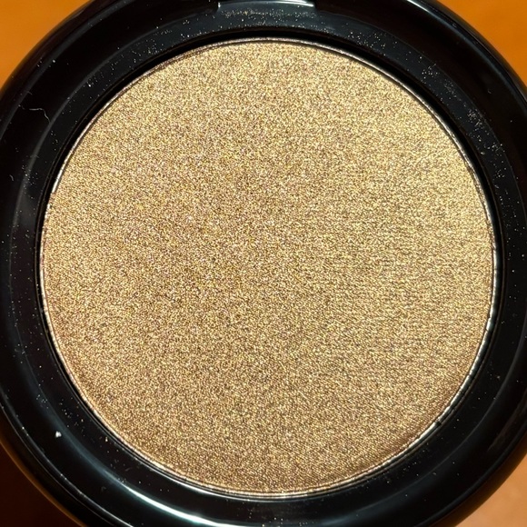 Marc Jacobs Omega Shadow Eyeshadow Bravo! - Picture 7 of 10